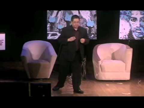 #140conf NYC 2011: Christopher Penn, &quot;Awaken Your Superhero&quot;